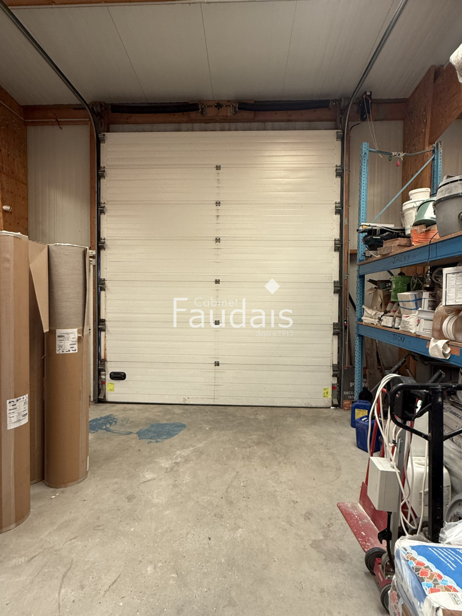 
                                                Location
                                                 Saint lo A proximité des grands axes