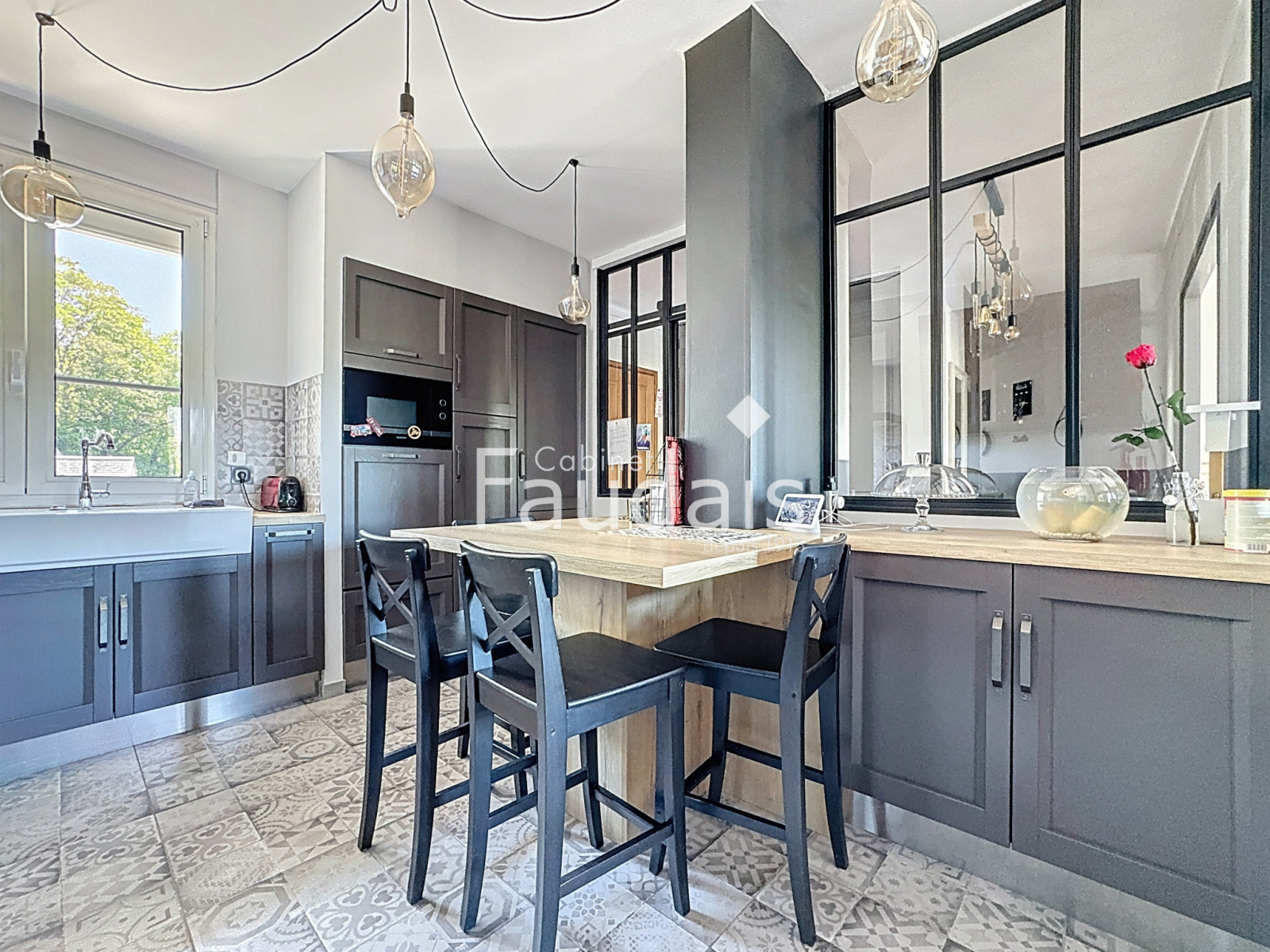 
                                                Vente
                                                 SAINT-LO appartement 3 chambres dans le centre ville 