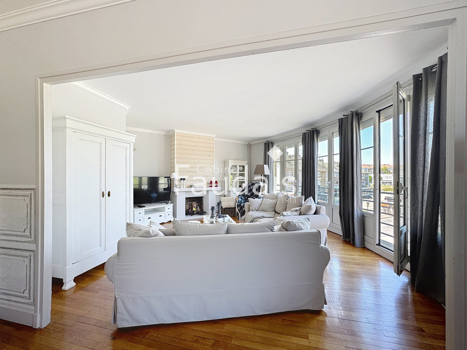 
                                                Vente
                                                 SAINT-LO appartement 3 chambres dans le centre ville 