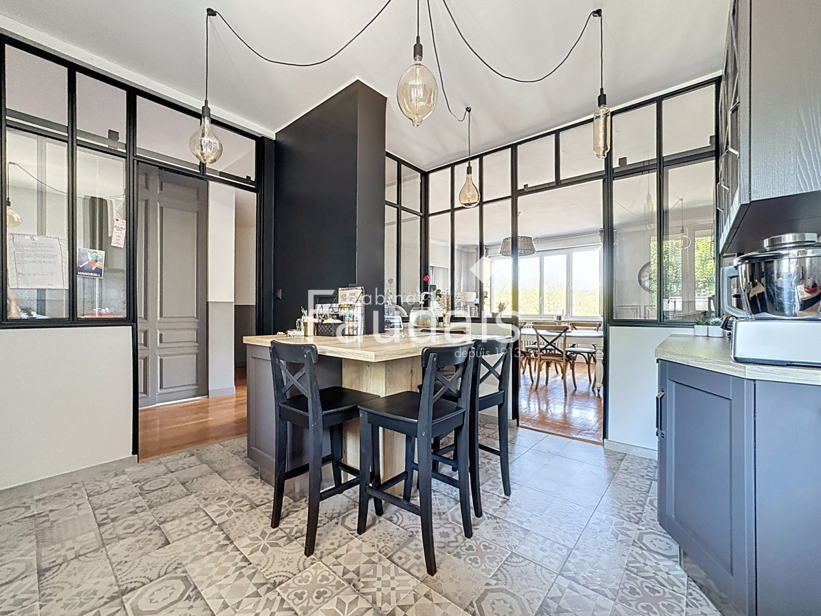 
                                                Vente
                                                 SAINT-LO appartement 3 chambres dans le centre ville 