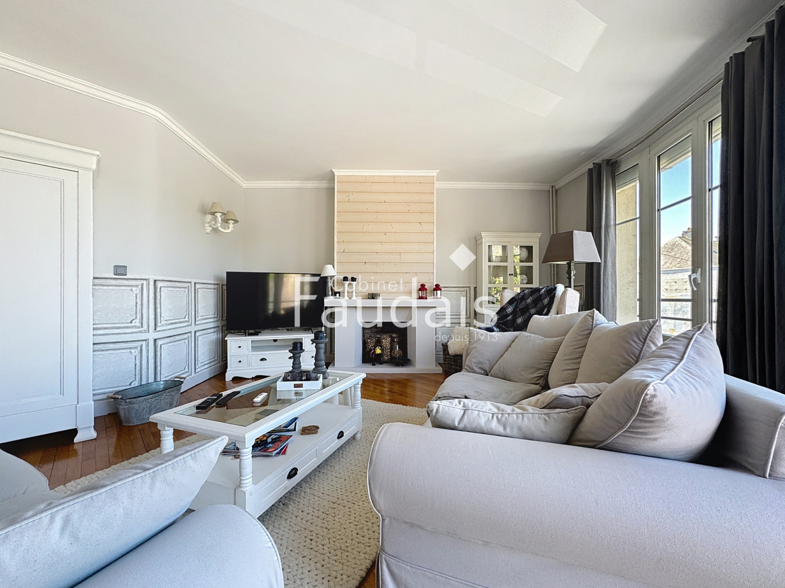 
                                                Vente
                                                 SAINT-LO appartement 3 chambres dans le centre ville 