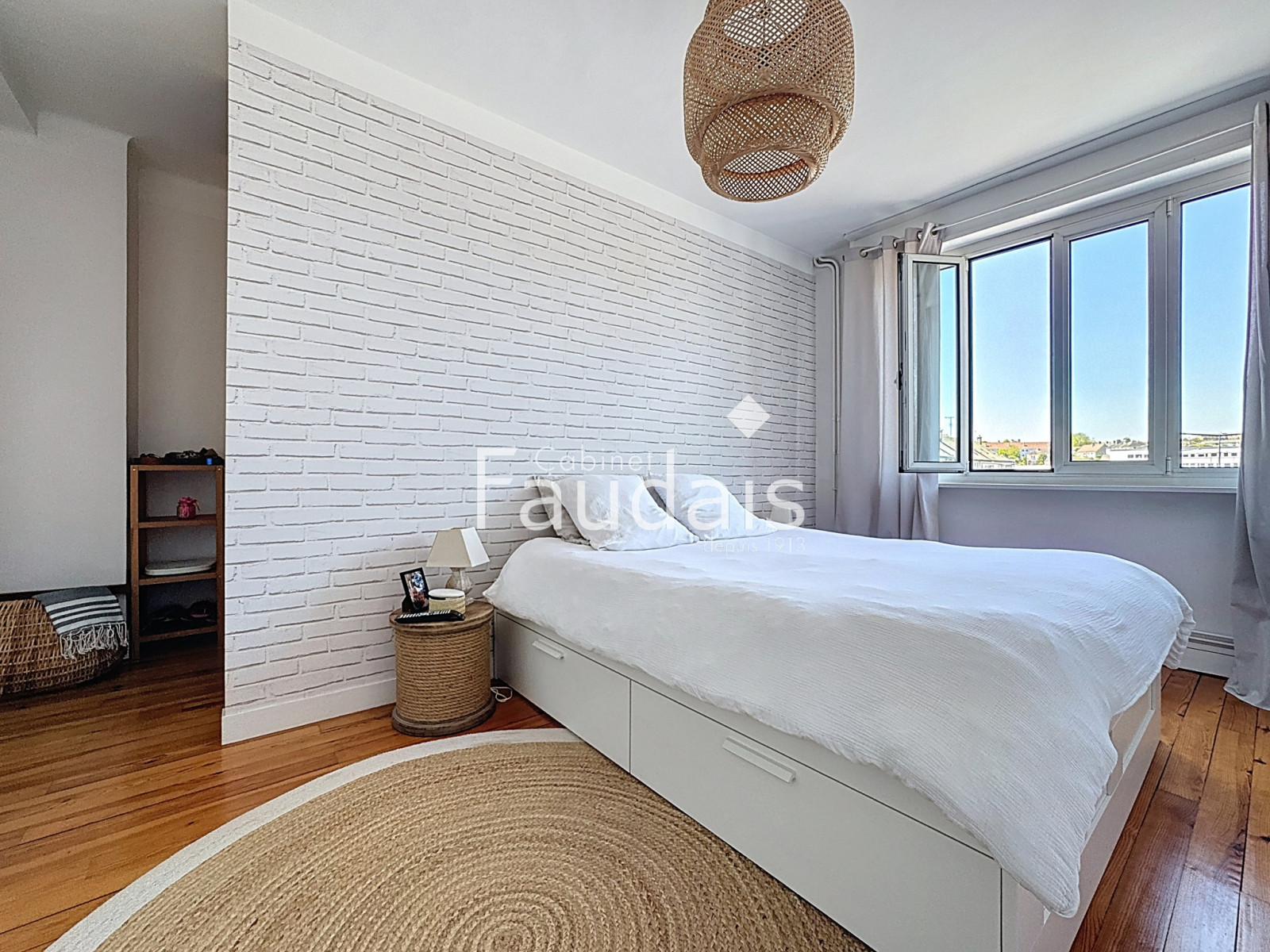 
                                                Vente
                                                 SAINT-LO appartement 3 chambres dans le centre ville 