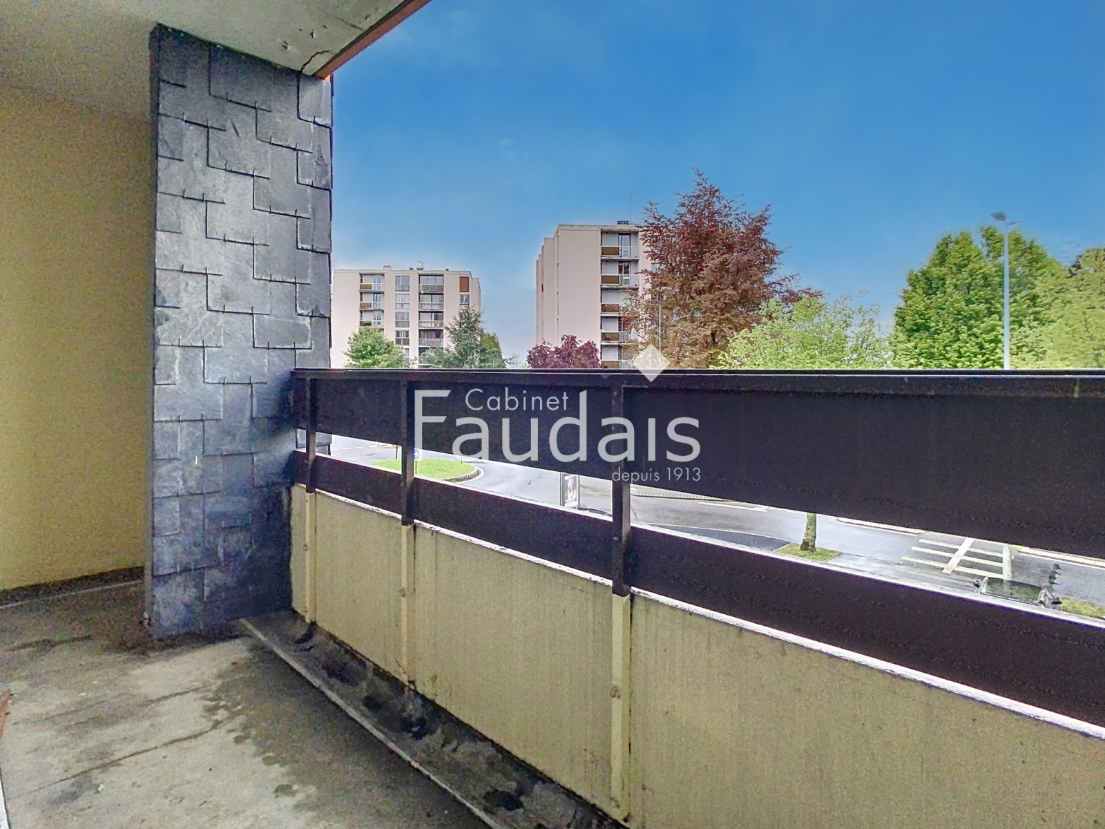 
                                                Vente
                                                 SAINT-LO, Appartement de 29m2