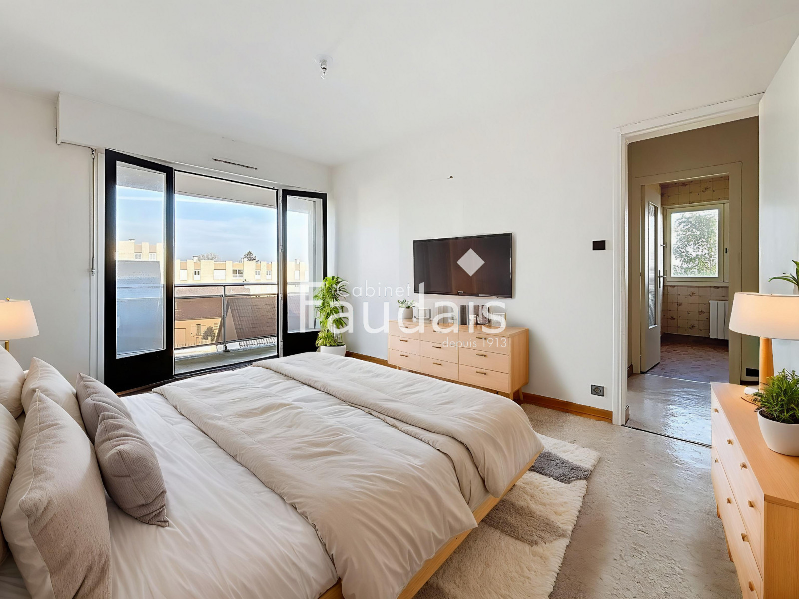 
                                                Vente
                                                 SAINT-LO - Appartement proche Lycée Curie 