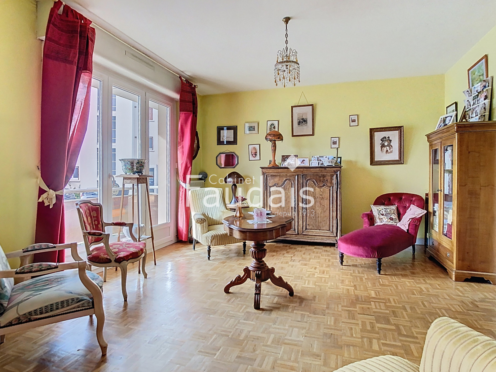 
                                                Vente
                                                 SAINT-LO APPARTEMENT T3 REZ-DE-CHAUSSEE AVEC BALCON