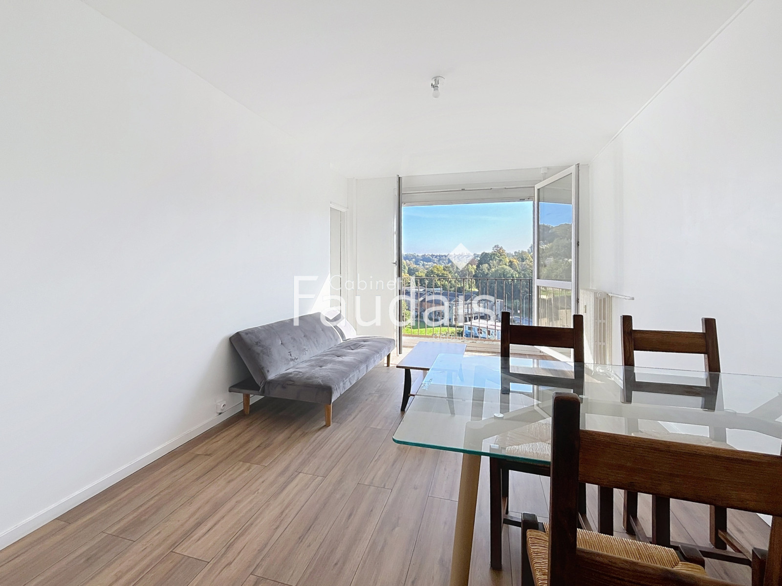 
                                                Vente
                                                 SAINT-LO - APPARTEMENT TYPE F3 AVEC ASCENSEUR