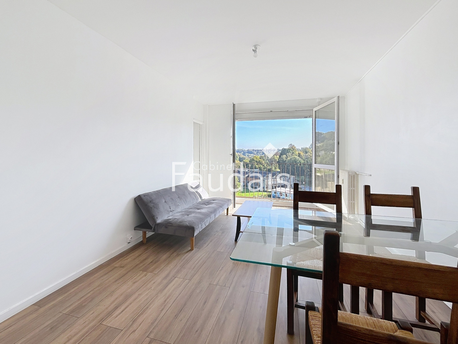 
                                                Vente
                                                 SAINT-LO - APPARTEMENT TYPE F3 AVEC ASCENSEUR