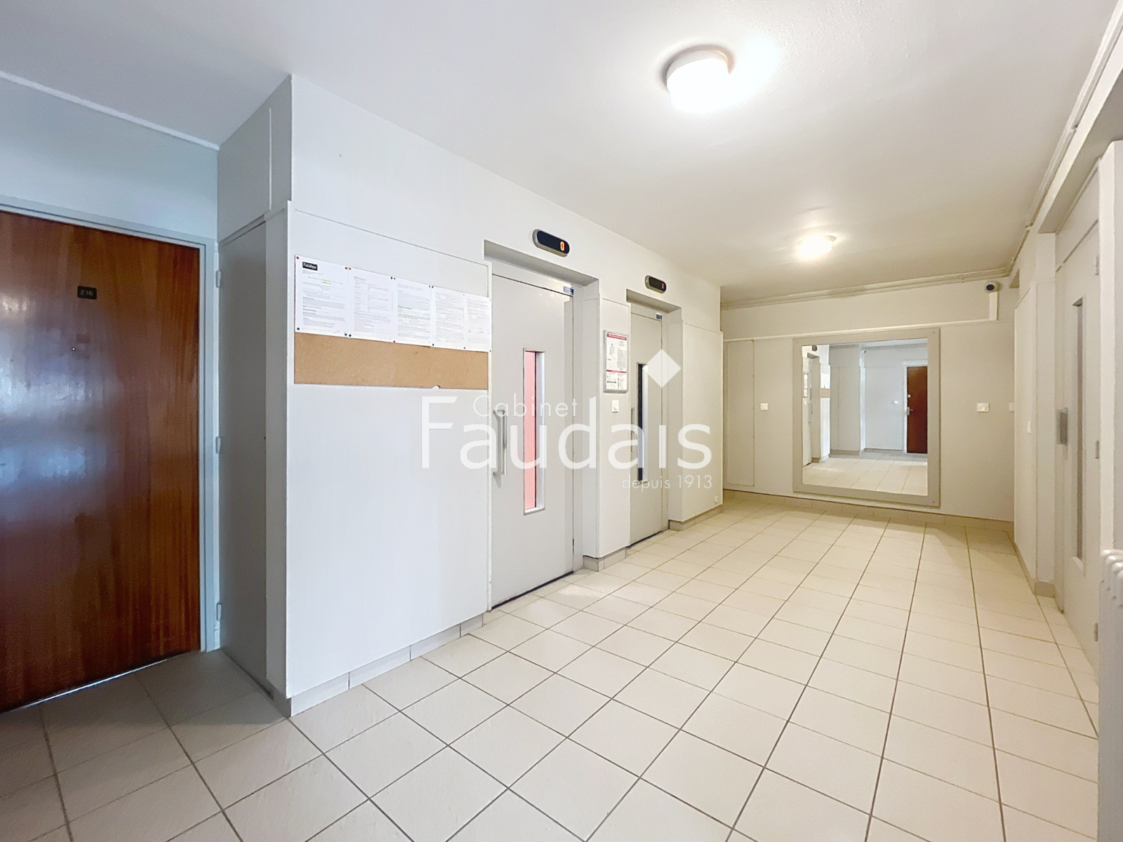 
                                                Vente
                                                 SAINT-LO - APPARTEMENT TYPE F3 AVEC ASCENSEUR