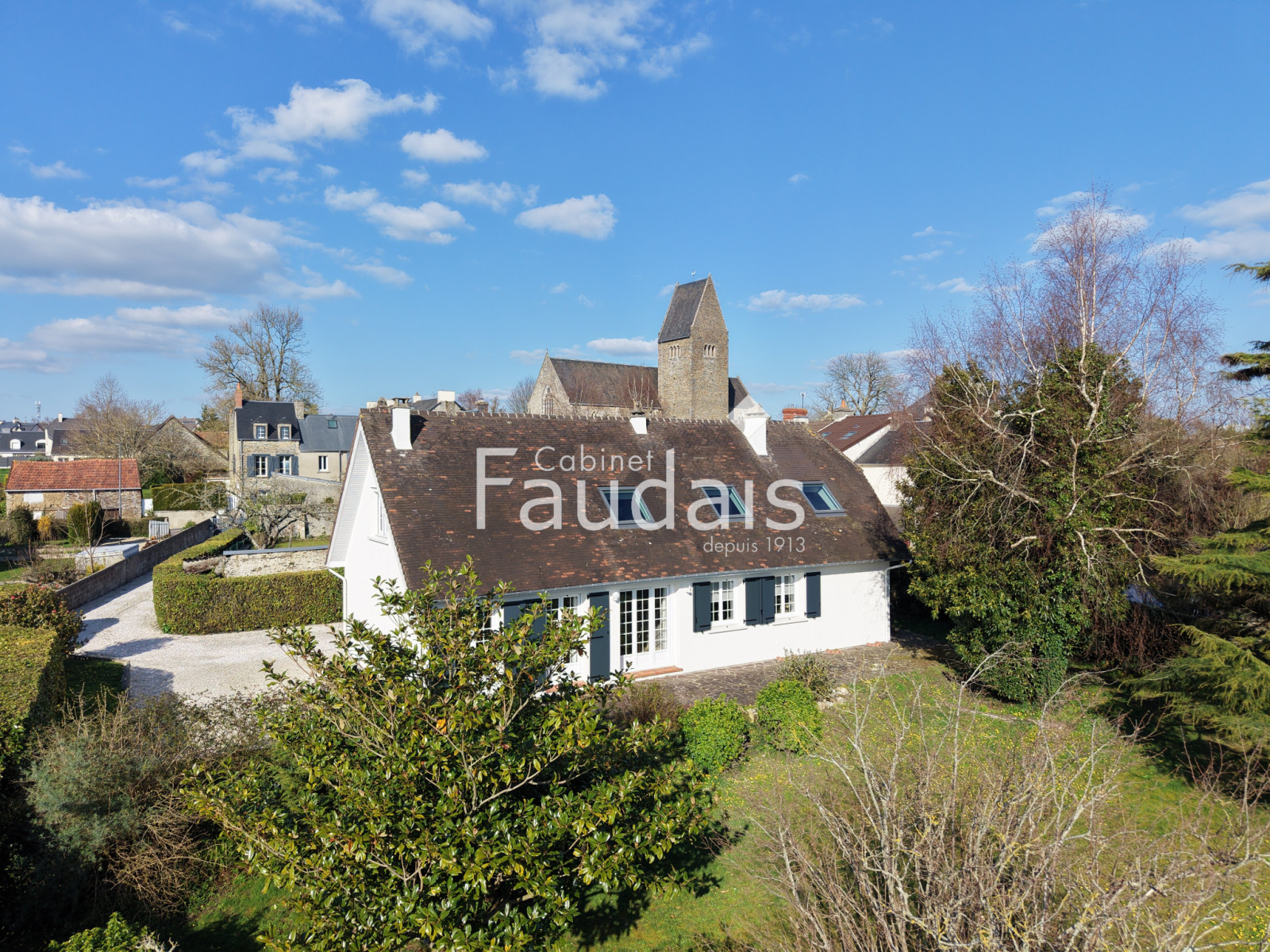 
                                                Vente
                                                 SAINT LO Bus de ville