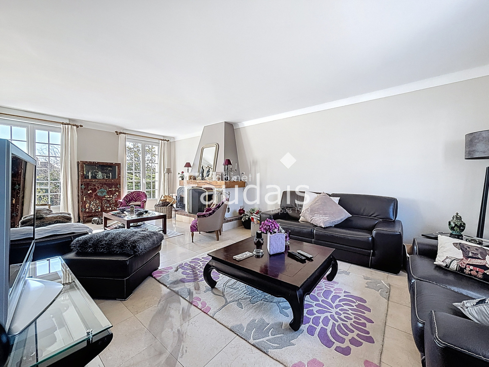 
                                                Vente
                                                 SAINT LO Bus de ville