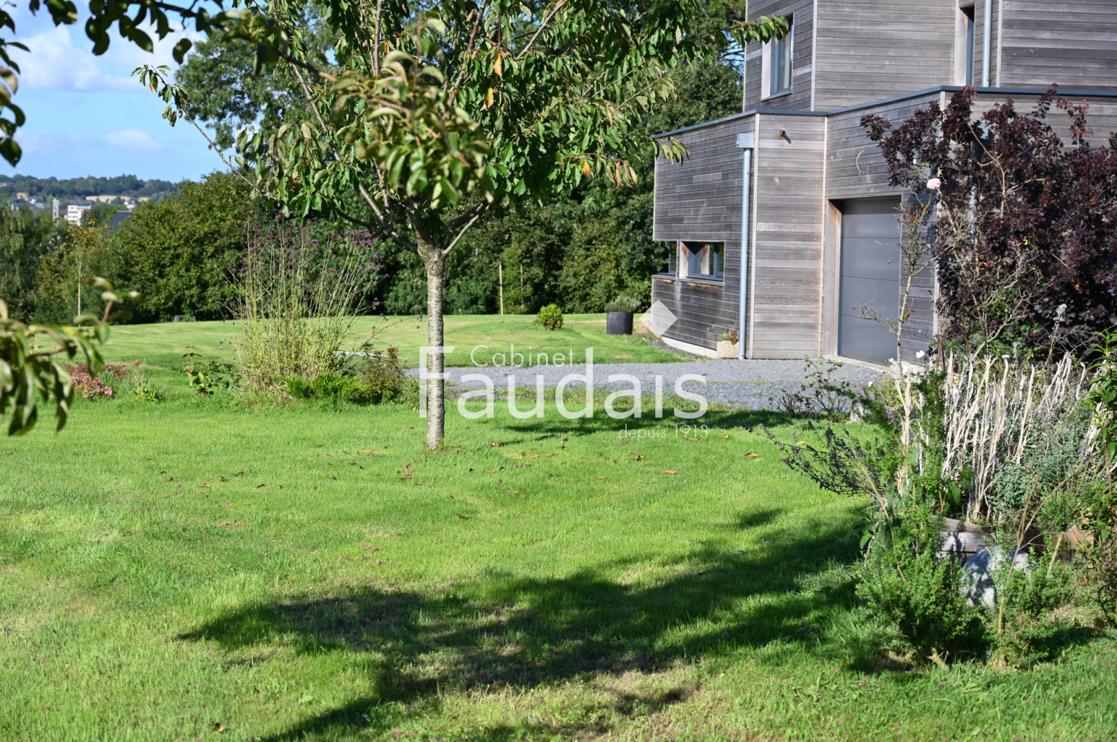 
                                                Vente
                                                 Saint lo Centre