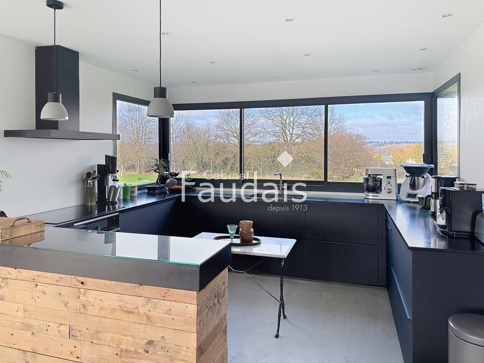 
                                                Vente
                                                 Saint lo Centre