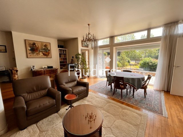 
                                                Vente
                                                 SAINT-LO CENTRE VILLE