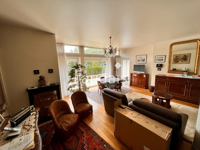 
                                                Vente
                                                 SAINT-LO CENTRE VILLE