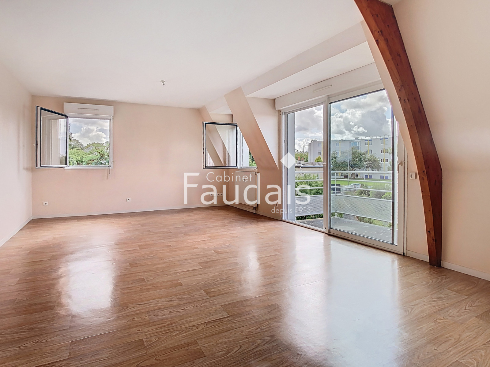 
                                                Vente
                                                 SAINT LO Centre ville