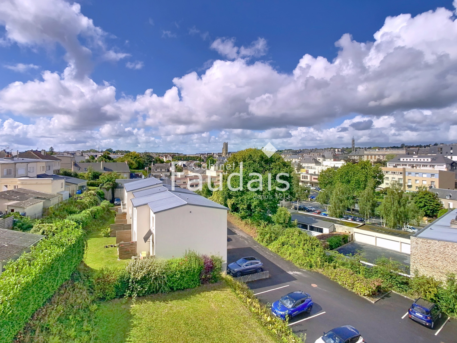 
                                                Vente
                                                 SAINT LO Centre ville