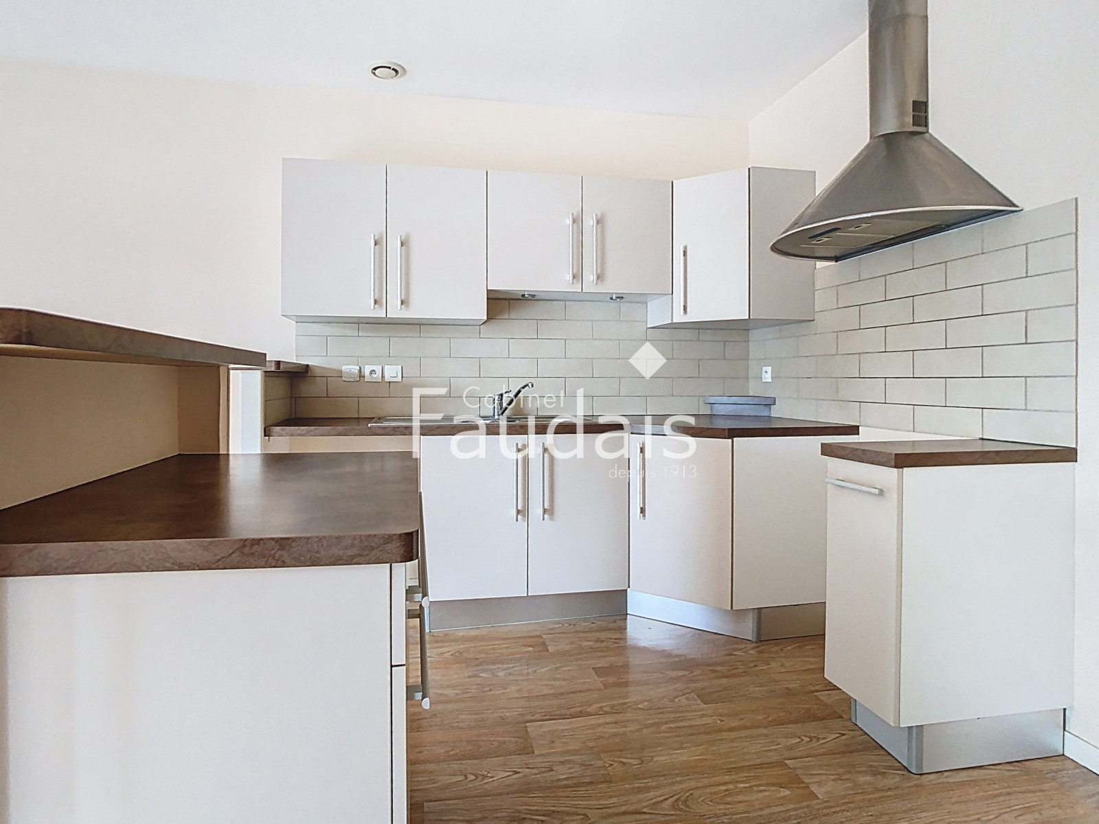 
                                                Vente
                                                 SAINT LO Centre ville