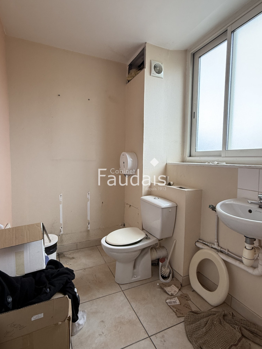 
                                                Vente
                                                 SAINT LO centre ville