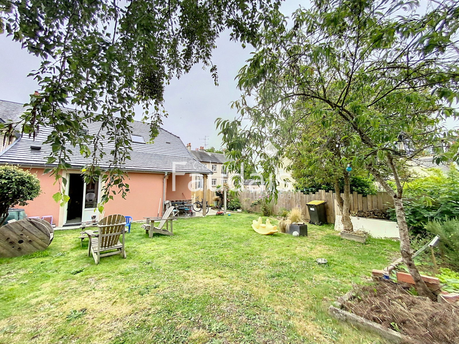 
                                                Vente
                                                 SAINT-LO, CENTRE VILLE