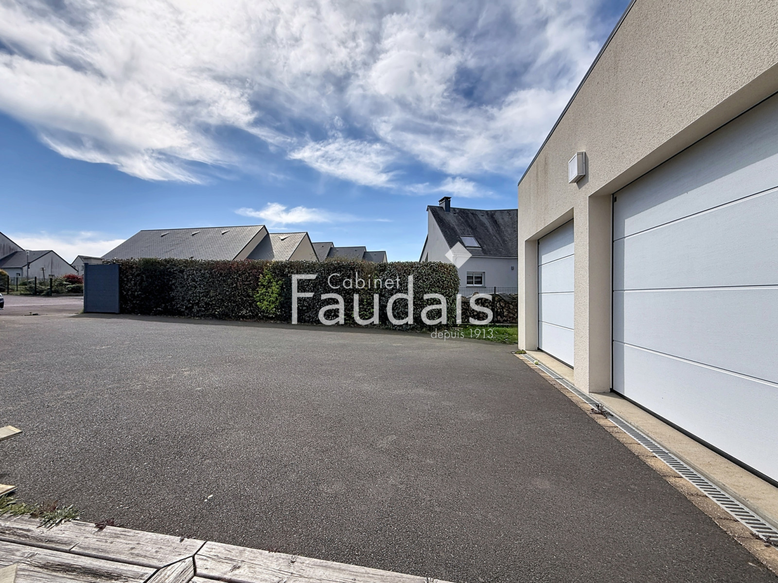 
                                                Vente
                                                 SAINT LO Centre ville