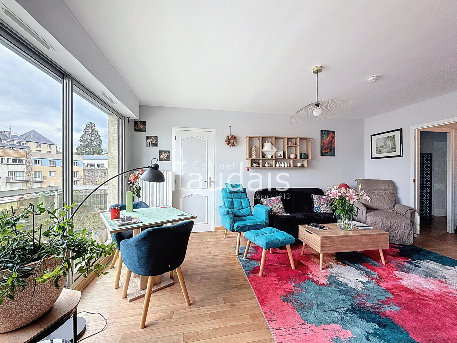 
                                                Vente
                                                 SAINT LO - centre ville - appartement lumineux - 2 chambres 