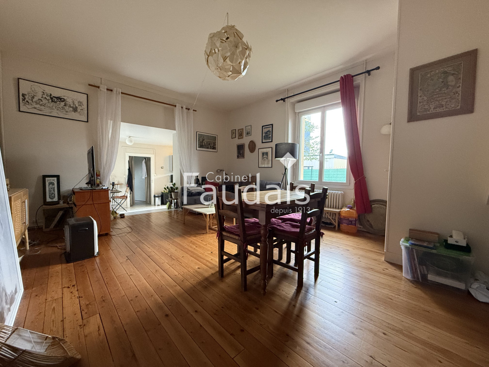 
                                                Vente
                                                 SAINT LO Haras