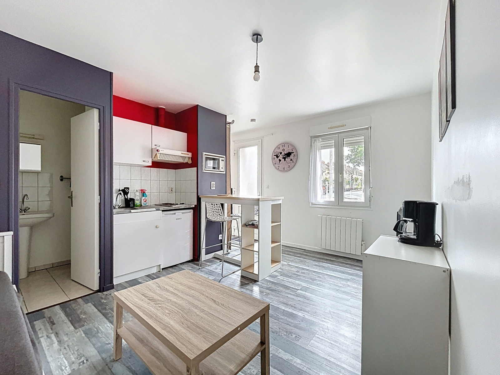 
                                                Vente
                                                 SAINT-LO, IMMEUBLE LOCATIF - 8 STUDIOS MEUBLÉS