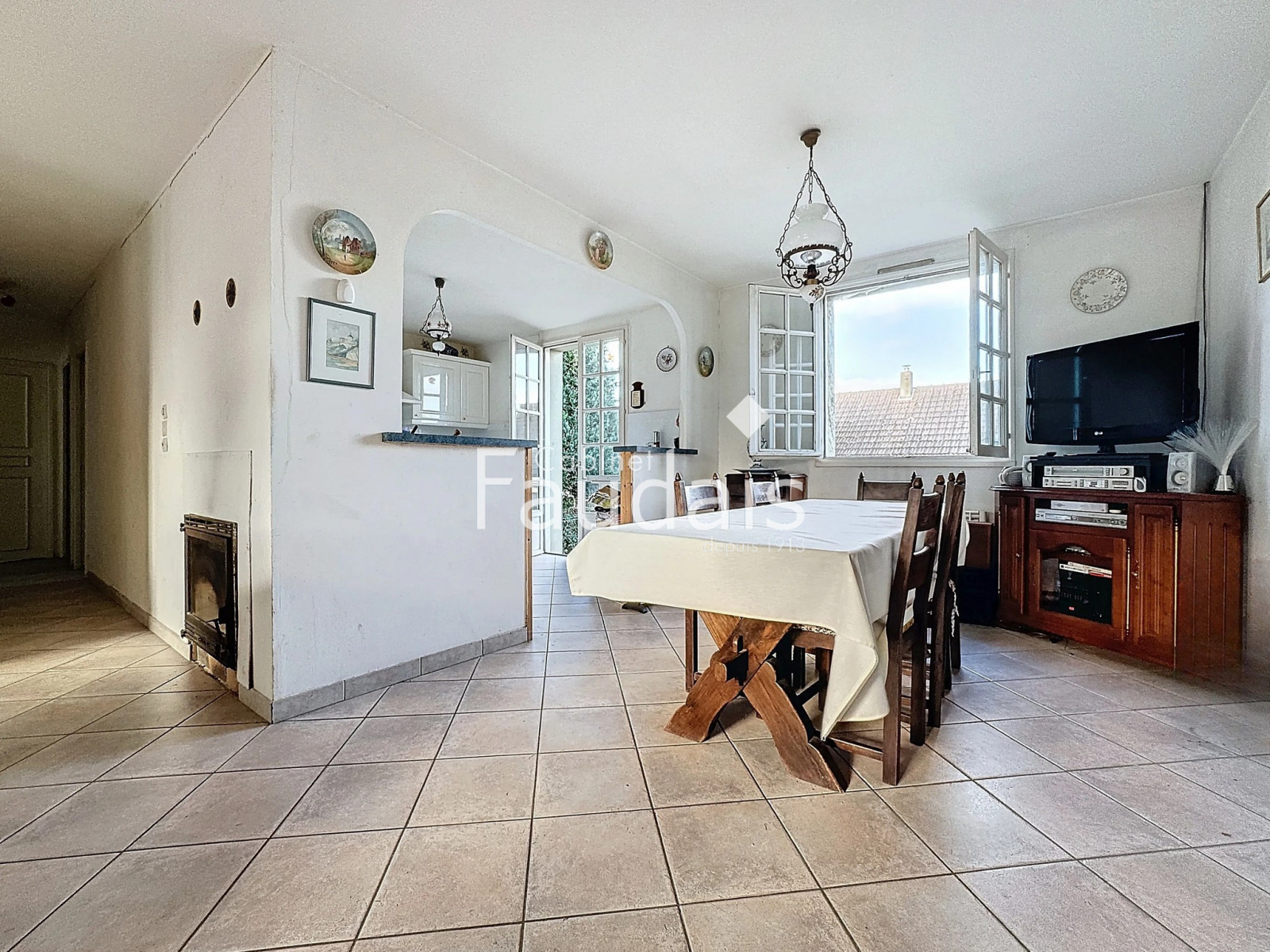 
                                                Vente
                                                 SAINT-LO - Maison 88m2 vie de plain pied avec jardin- quarti
