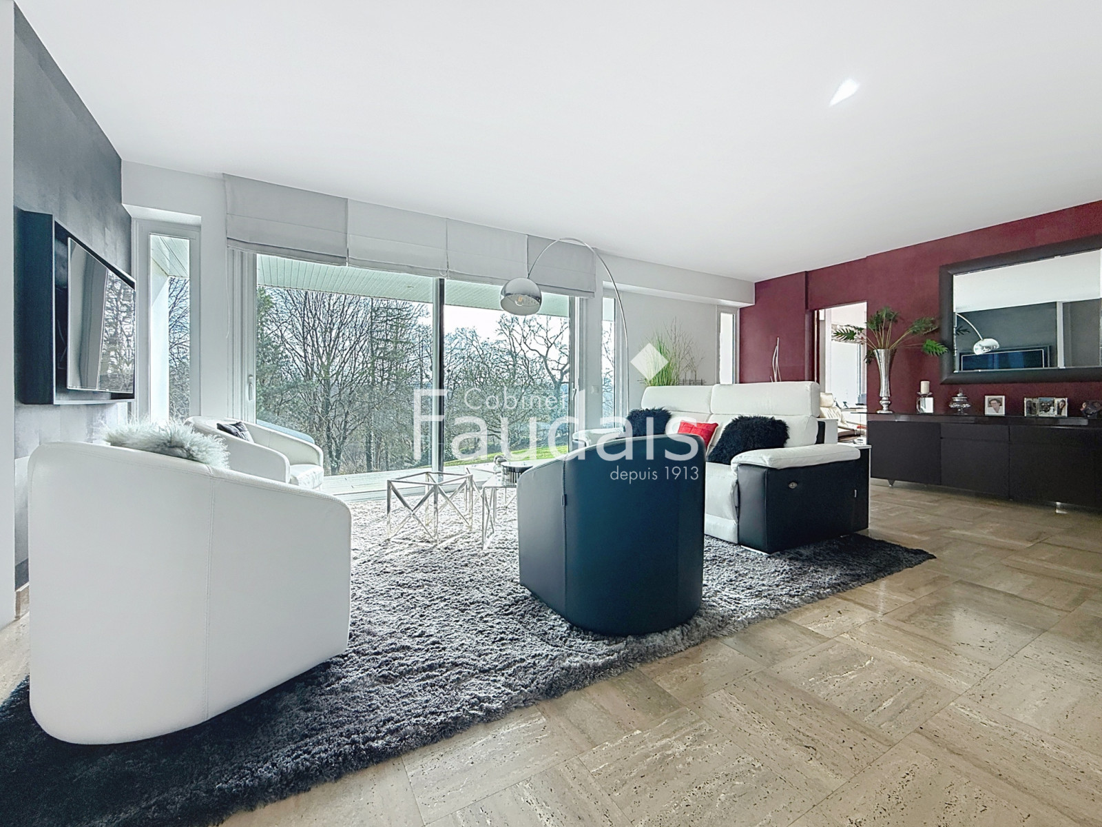 
                                                Vente
                                                  SAINT LO maison d'architecte.