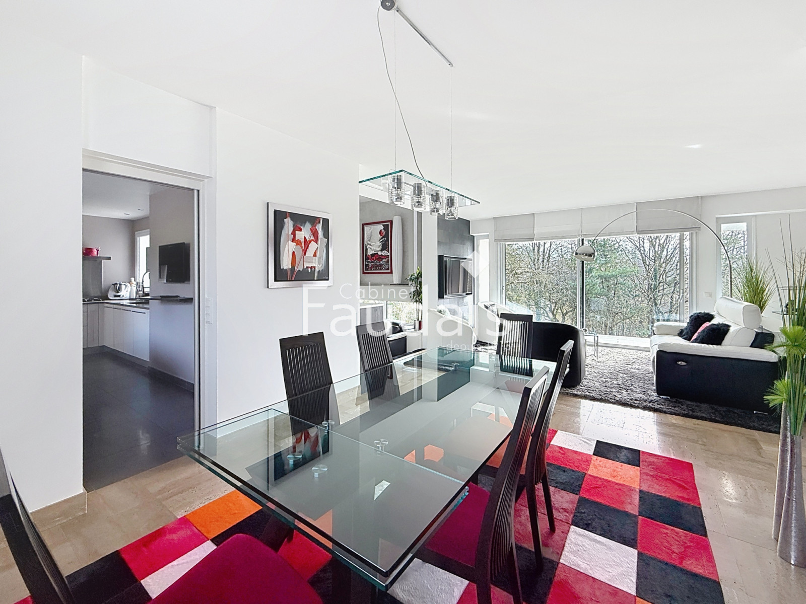 
                                                Vente
                                                  SAINT LO maison d'architecte.