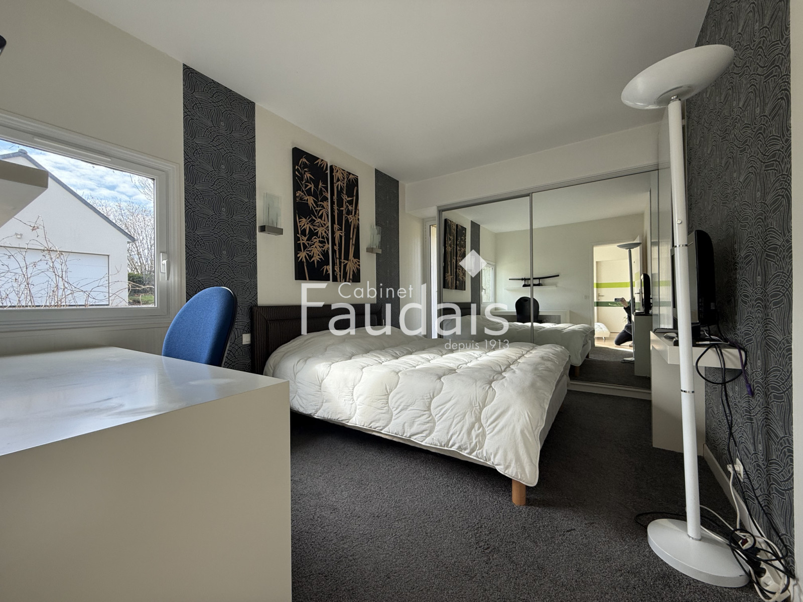 
                                                Vente
                                                  SAINT LO maison d'architecte.