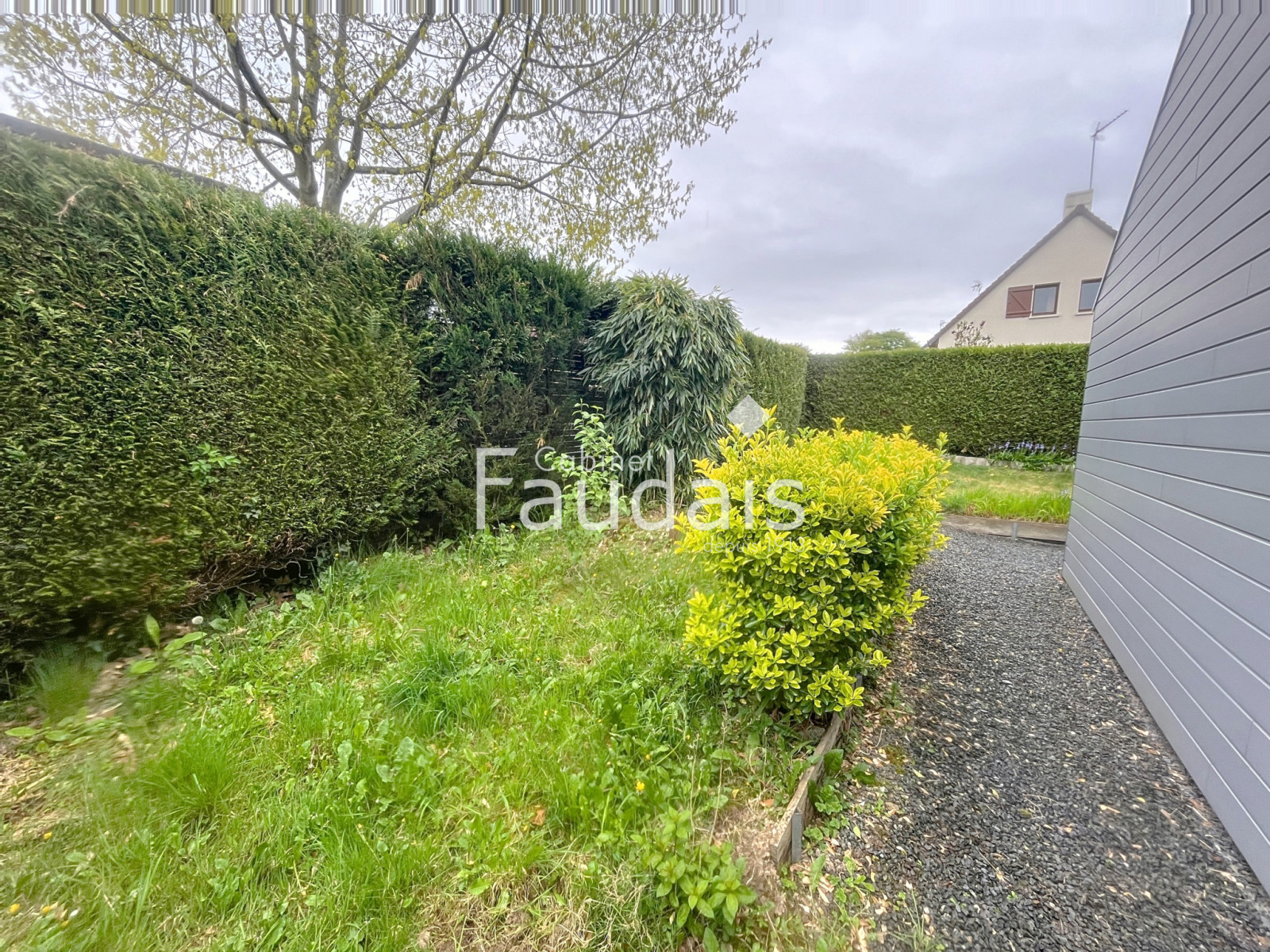 
                                                Vente
                                                 SAINT-LO - MAISON EN PARFAIT ETAT