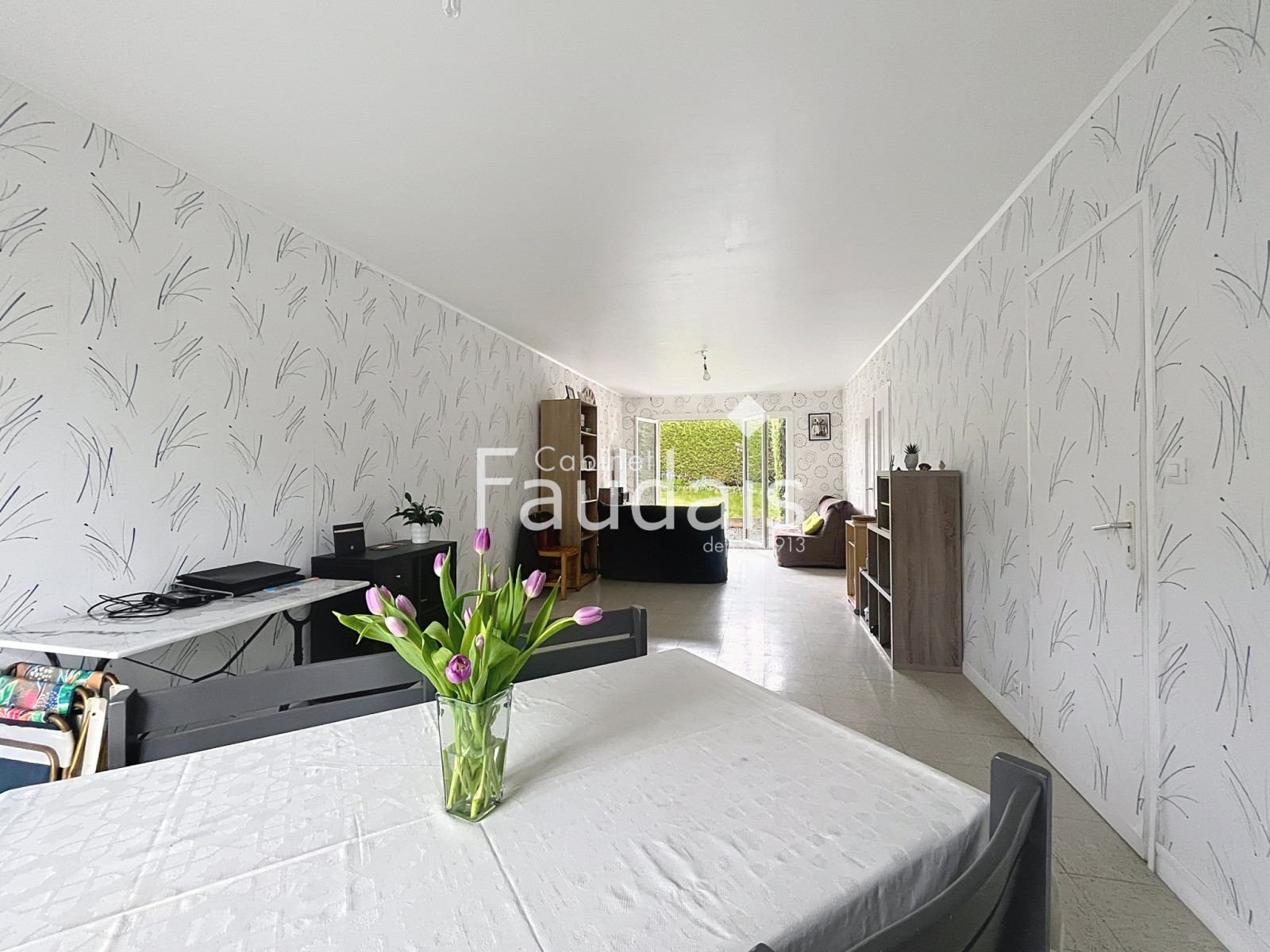 
                                                Vente
                                                 SAINT-LO - MAISON EN PARFAIT ETAT