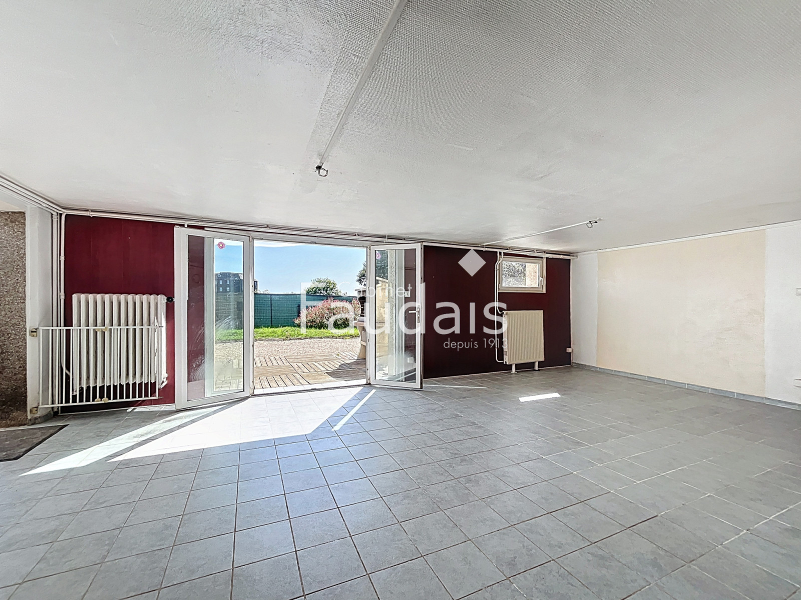 
                                                Vente
                                                 SAINT-LO - PROCHE CENTRE VILLE