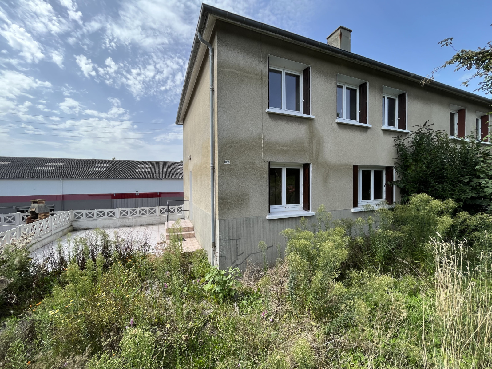 
                                                Vente
                                                 SAINT LO - Proximité du Centre-Ville et des bus