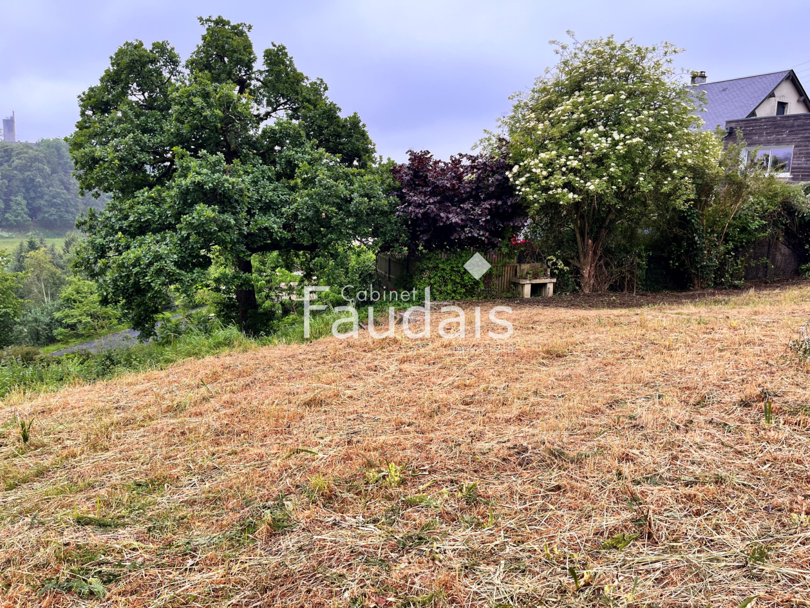 
                                                Vente
                                                 SAINT-LO - TERRAIN A BATIR