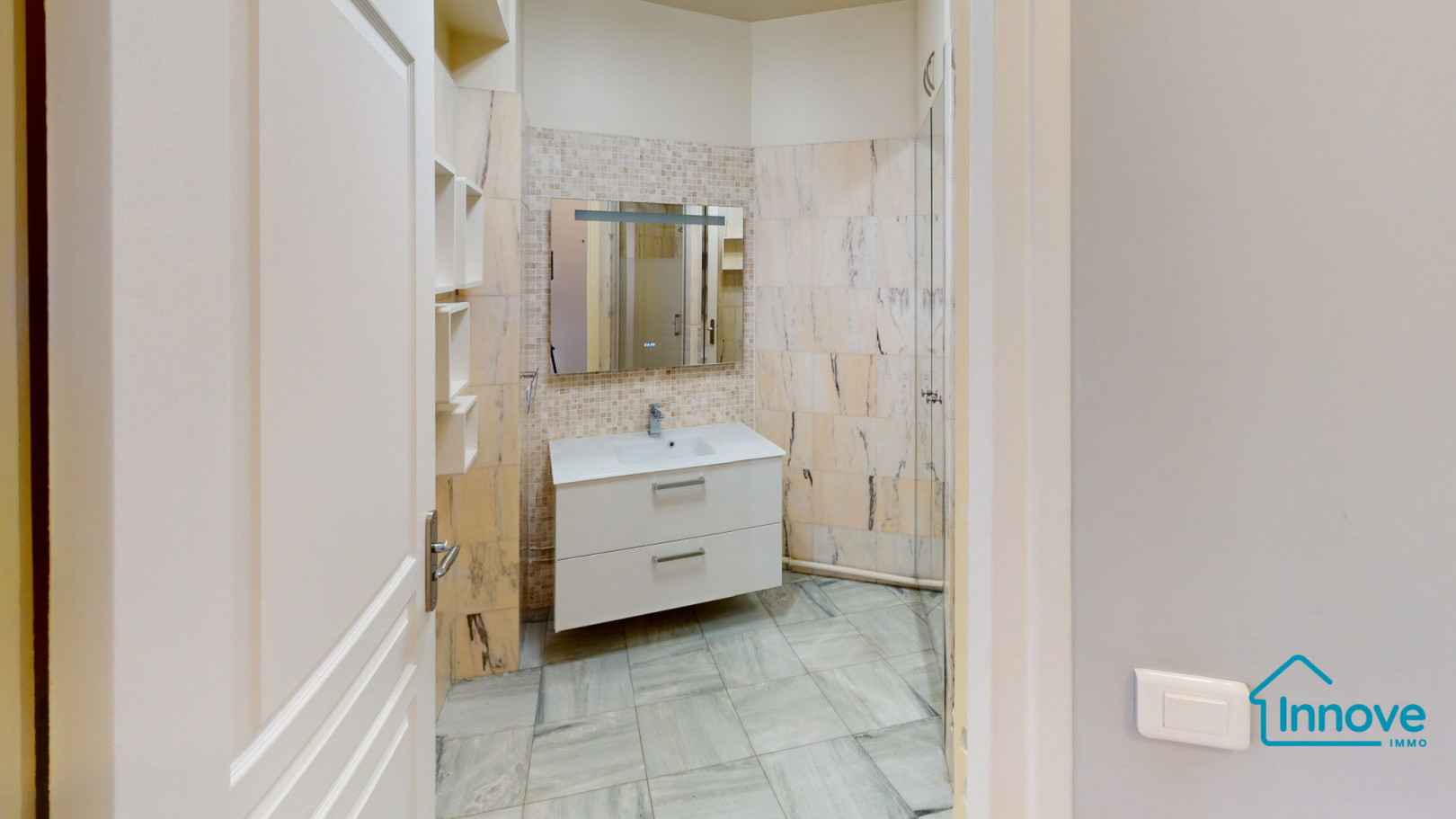 
                                                Vente
                                                 Saint-Mandé – Bel appartement familial 4 pièces lumineux ave
