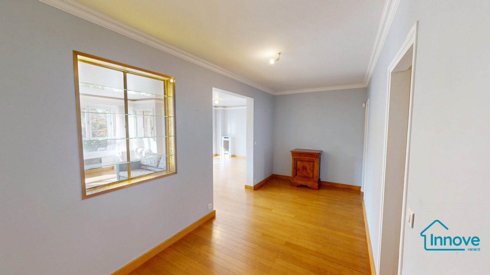 
                                                Vente
                                                 ​​​​Saint-Mandé – Superbe 4 pièces lumineux avec bal