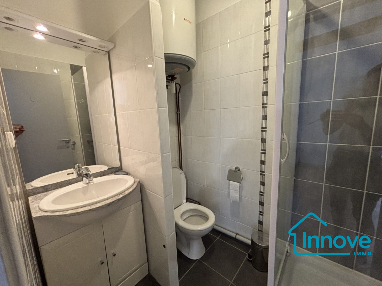 
                                                Vente
                                                 Saint Michel:Immeuble de rapport/maison
