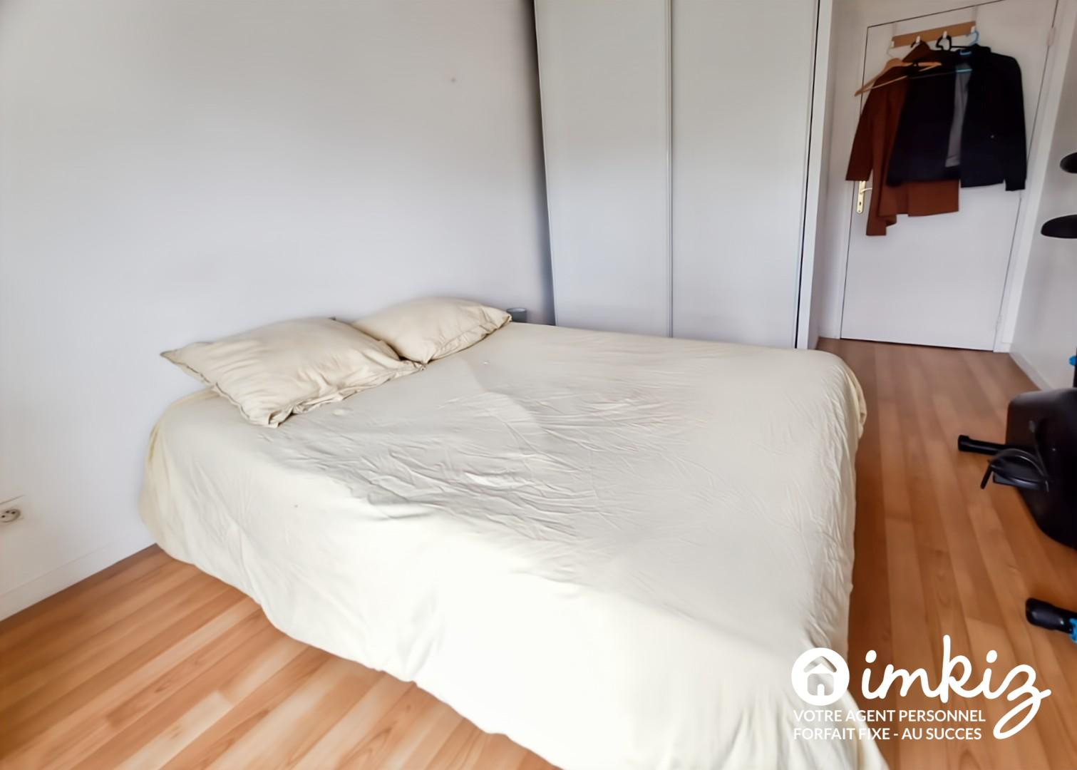 
                                                Vente
                                                 Saint-Ouen – 3P 65 m², parking, balcon, métro 14
