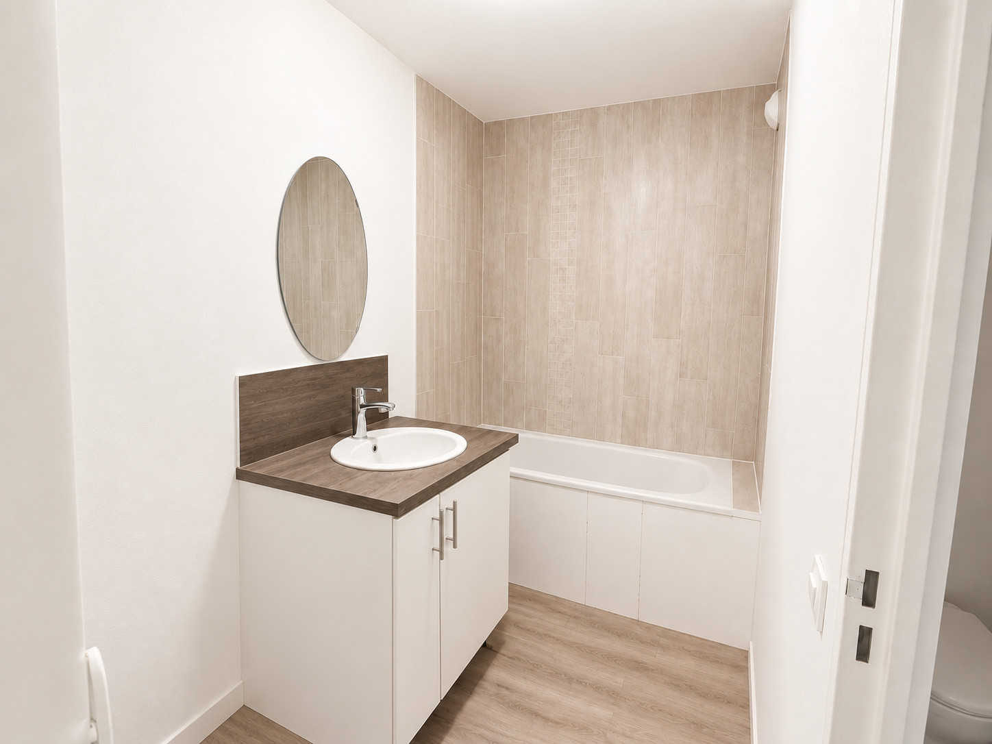 
                                                Vente
                                                 Saint-Priest – T3 de 75 m² en rez-de-chaussée avec balcon, parking et cave