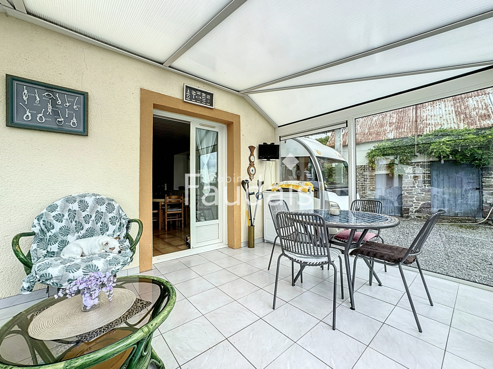 
                                                Vente
                                                 Saint-Romphaire Maison de campagne Terrain 2688 m2 