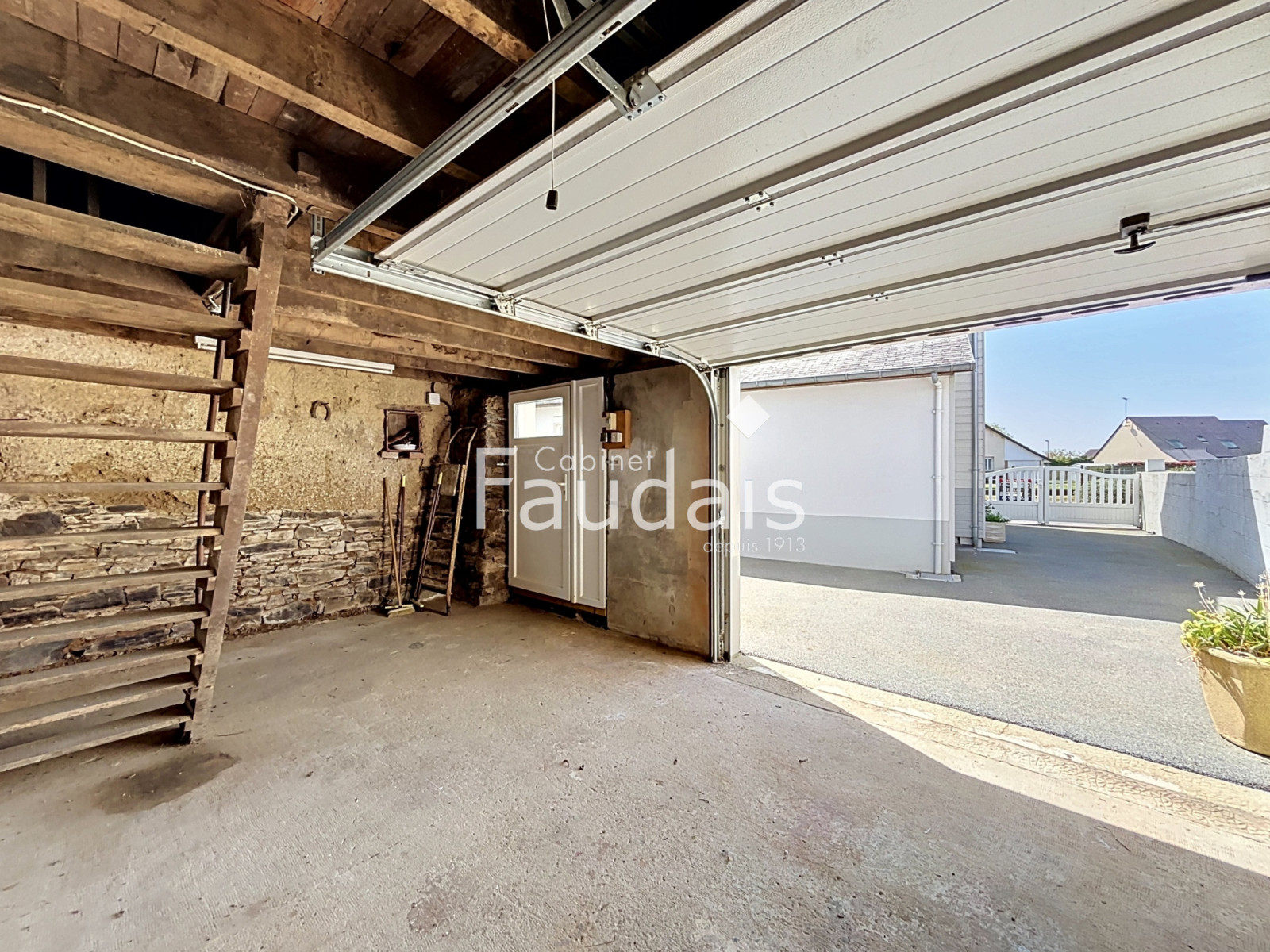 
                                                Vente
                                                 SAINT-SAMSON DE BONFOSSE, Maison 4 chambres, 112m2