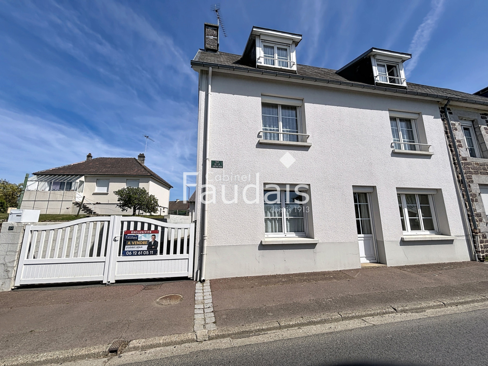 
                                                Vente
                                                 SAINT-SAMSON DE BONFOSSE, Maison 4 chambres, 112m2