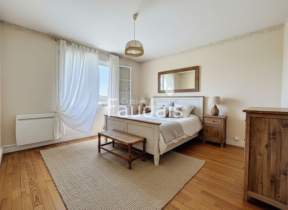 
                                                Vente
                                                 SAINT-SAMSON DE BONFOSSE, Maison 4 chambres, 112m2