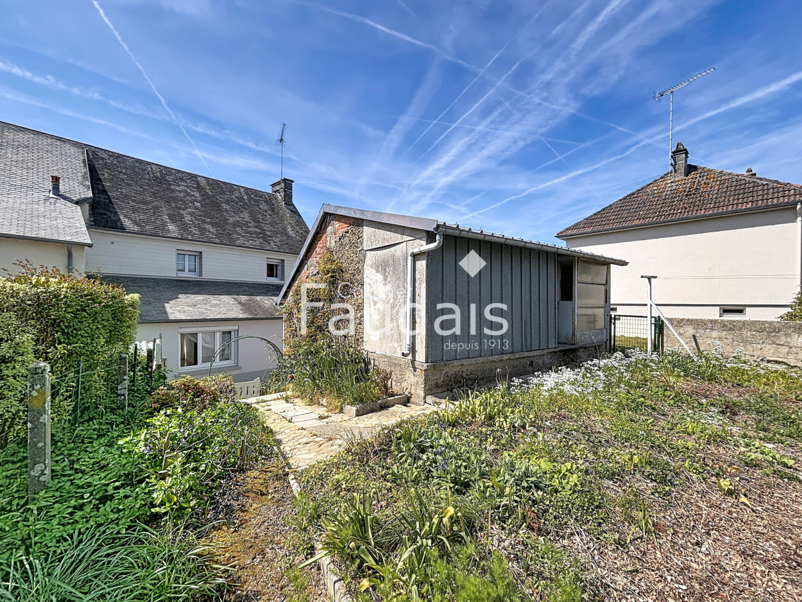 
                                                Vente
                                                 SAINT-SAMSON DE BONFOSSE, Maison 4 chambres, 112m2