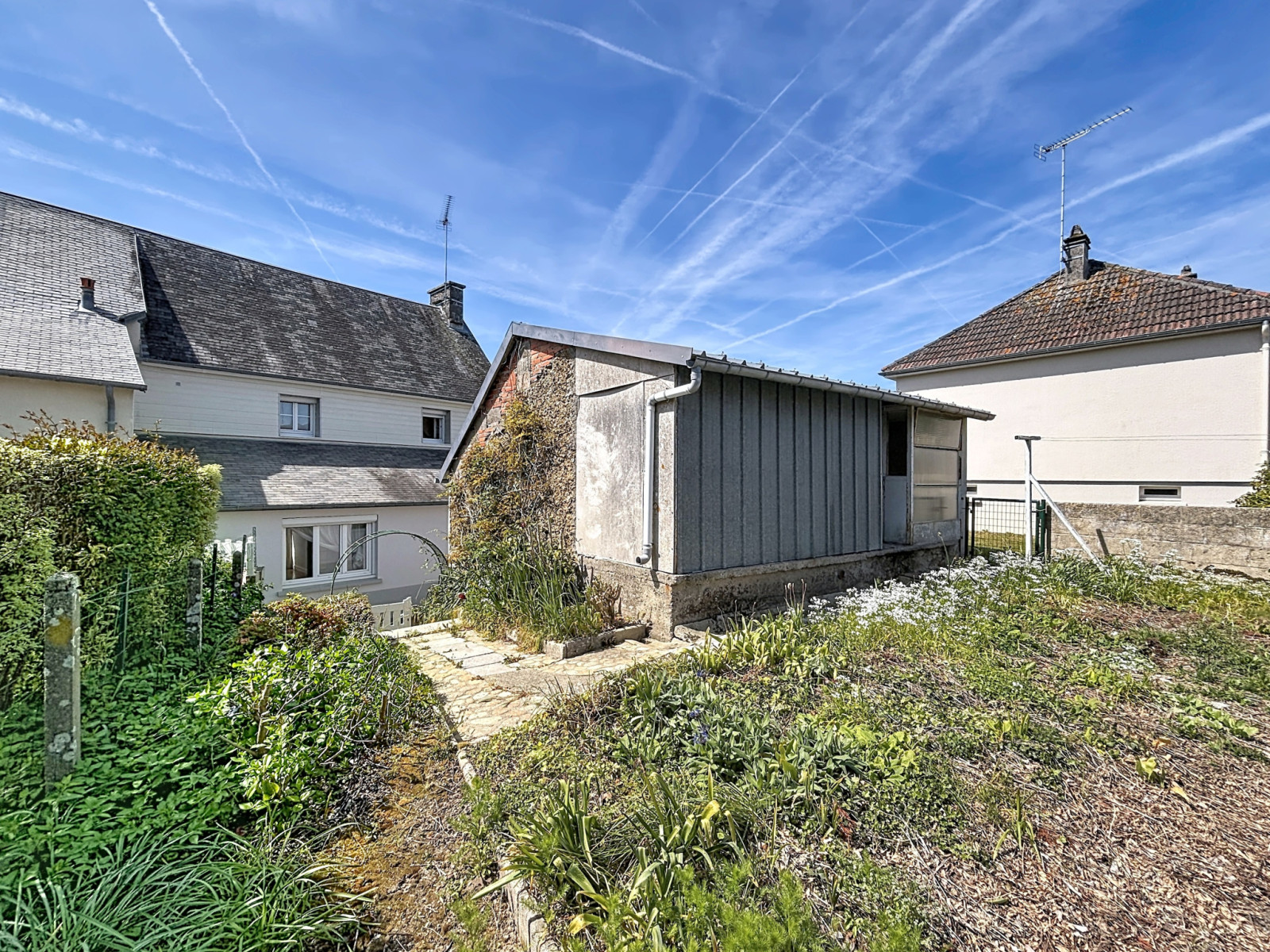 
                                                Vente
                                                 SAINT-SAMSON DE BONFOSSE, Maison 4 chambres, 112m2