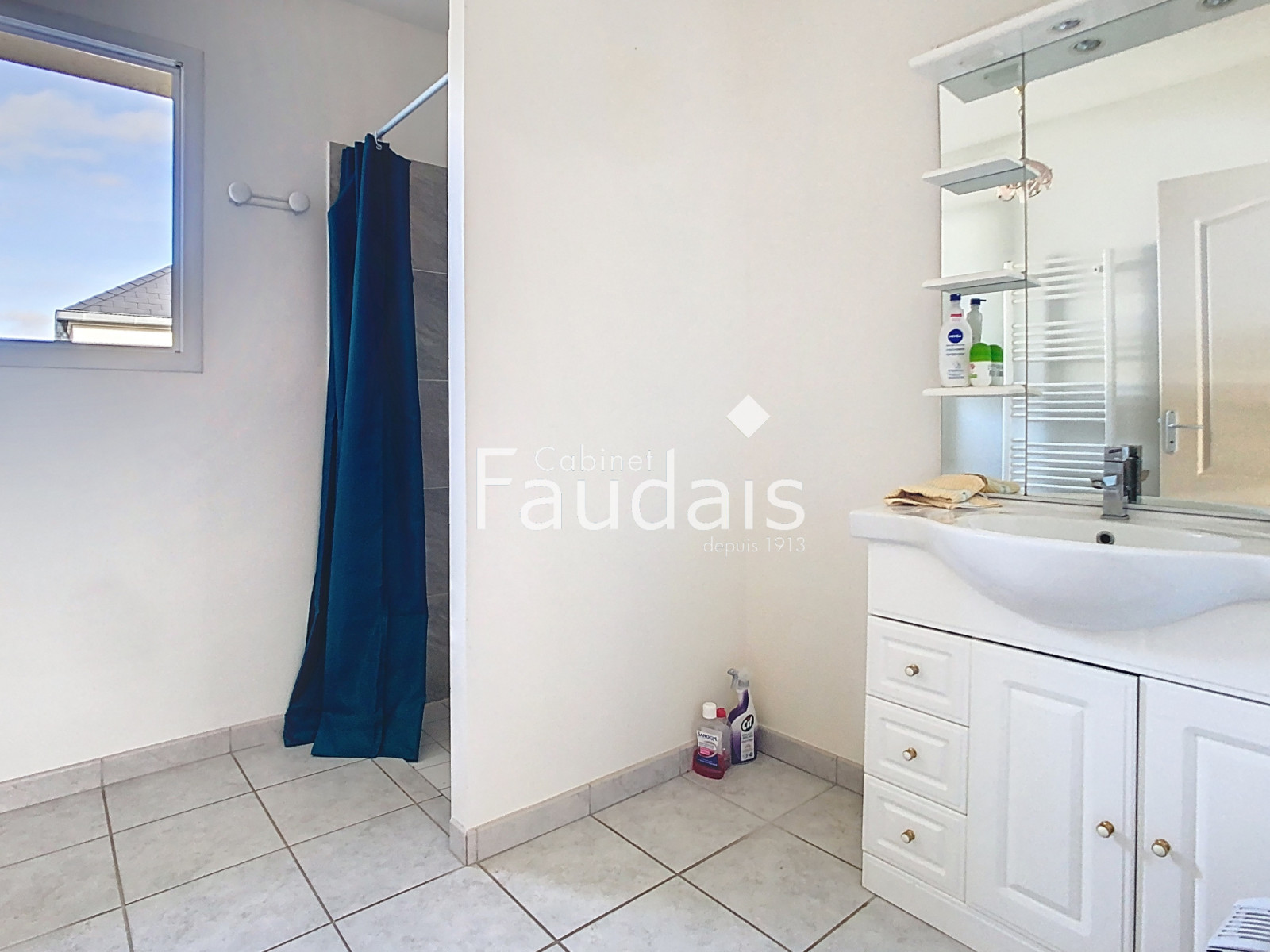 
                                                Vente
                                                 SAINT SAMSON DE BONFOSSÉ, Pavillon entièrement de plain pied