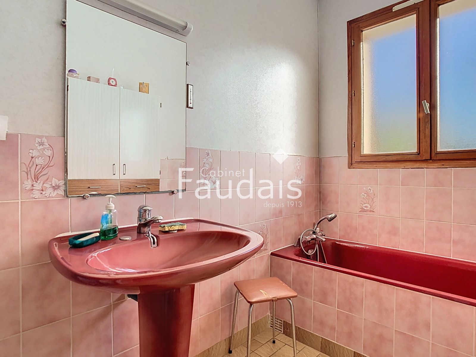 
                                                Vente
                                                 SAINTE SUZANNE SUR VIRE MAISON PLAIN PIED SUR SOUS SOL