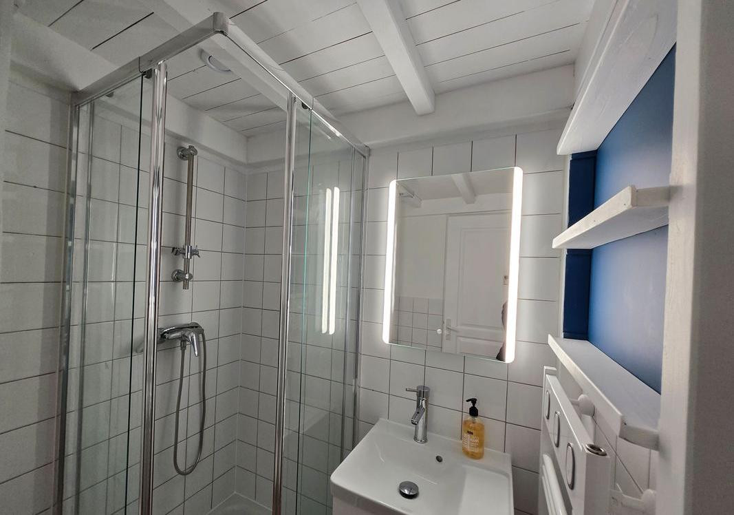 
                                                Location
                                                 Sainte‑Thérèse 34m